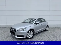 Silber Gebraucht 2016 Audi A1 Sportback Sport Kleinwagen | 9.980 € (Fairer Preis)