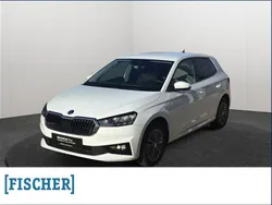 Weiss Gebraucht 2023 Skoda Fabia Style Limousine | 19.922 € (Fairer Preis)