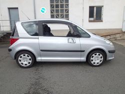 Silber Gebraucht 2007 Peugeot 1007 Kleinwagen | 4.999 € (Teuer)