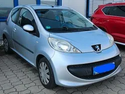 Silber Gebraucht 2008 Peugeot 107 Kleinwagen | 2.235 € (Fairer Preis)