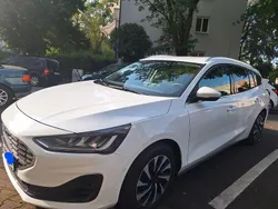 Weiß Gebraucht 2024 Ford Focus Titanium Limousine | 21.900 € (Superpreis)