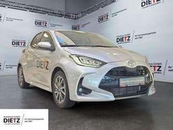 Silber Gebraucht 2025 Toyota Yaris Limousine | 23.770 € (Guter Preis)
