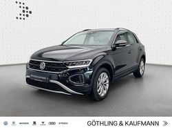Schwarz Gebraucht 2024 VW T-Roc Life SUV | 22.680 € (Fairer Preis)