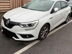 Weiß Gebraucht 2017 Renault Mégane GT Line GT-Line Limousine | 12.900 € (Guter Preis)