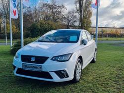 Weiß Gebraucht 2022 Seat Ibiza Reference Limousine | 13.950 € (Fairer Preis)
