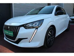 Lack weiss banquise/typ aussenve (metallic) Gebraucht 2022 Peugeot 208 Allure Kleinwagen | 14.979 € (Fairer Preis)