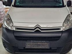 Weiß Gebraucht 2017 Citroën Berlingo Van / Kleinbus | 8.600 € (Fairer Preis)