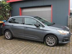 Grau Gebraucht 2011 Citroën C4 Exclusive Limousine | 2.810 € (Superpreis)