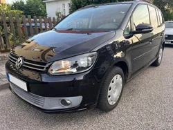 Schwarz Gebraucht 2011 VW Touran Comfortline Van / Kleinbus | 6.900 € (Superpreis)