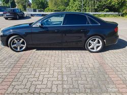 Schwarz Gebraucht 2011 Audi A4 Attraction Limousine | 8.000 € (Guter Preis)