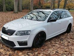 Weiß Gebraucht 2015 Skoda Octavia RS Limousine | 16.999 € (Teuer)