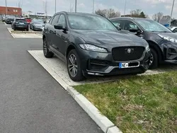 Grau Gebraucht 2017 Jaguar F-Pace R-Sport SUV | 19.900 € (Fairer Preis)