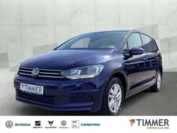 Atlantik blue metallic Gebraucht 2024 VW Touran Comfortline Van / Kleinbus | 35.270 € (Etwas zu teuer)