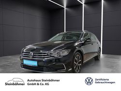 Deep black perleffekt (metallic) Gebraucht 2022 VW Passat Kombi | 26.435 € (Fairer Preis)