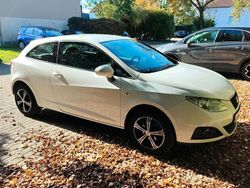 Weiß Gebraucht 2009 Seat Ibiza Style Limousine | 2.500 € (Fairer Preis)