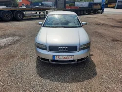 Silber Gebraucht 2003 Audi A4 Sport Limousine | 4.000 € (Fairer Preis)
