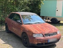 Braun Gebraucht 1999 Audi A3 Coupé | 795 € (Guter Preis)