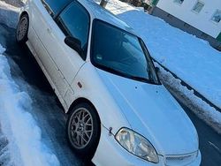 Weiß Gebraucht 2001 Honda Civic Kleinwagen | 2.000 € (Teuer)