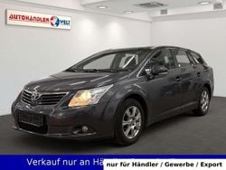 Grau Gebraucht 2011 Toyota Avensis Kombi | 5.999 € (Guter Preis)