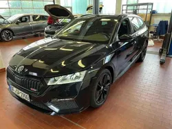 Schwarz Gebraucht 2023 Skoda Octavia Sport Limousine | 22.020 € (Guter Preis)