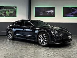 Tiefschwarzmetallik Gebraucht 2024 Porsche Taycan Cross Turismo Kombi | 75.990 € (Guter Preis)