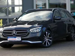 Grau Gebraucht 2020 Mercedes E300 Avantgarde Limousine | 28.600 € (Teuer)