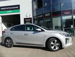 Silber Gebraucht 2020 Hyundai Ioniq Premium Limousine | 15.899 € (Guter Preis)