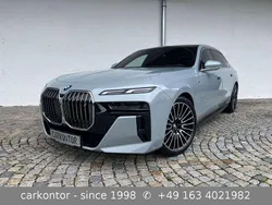 Brooklyn grau metallic Gebraucht 2024 BMW i7 M Sport Limousine | 99.790 € (Etwas zu teuer)
