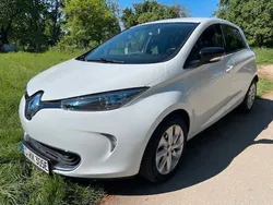 Weiß Gebraucht 2016 Renault Zoe Intens Kleinwagen | 6.250 € (Guter Preis)