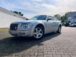 Silber Gebraucht 2008 Chrysler 300C Limousine | 4.700 € (Guter Preis)