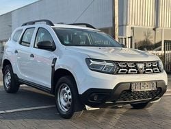 Weiß Gebraucht 2022 Dacia Duster Essentiel SUV | 9.990 € (Superpreis)