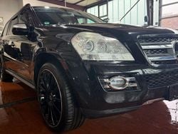Schwarz Gebraucht 2008 Mercedes GL320 SUV | 9.999 € (Fairer Preis)