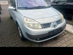 Silber Gebraucht 2004 Renault Scénic II Van / Kleinbus | 600 € (Superpreis)