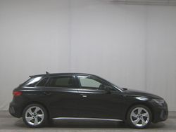 Schwarz Gebraucht 2024 Audi A3 S-Line | 22.880 € (Guter Preis)