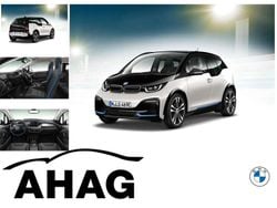 Capparisweiß mit akzent bmw i Gebraucht 2022 BMW i3 Kleinwagen | 21.840 € (Fairer Preis)