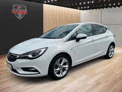 Schneeweiss/summitwhite/arctic Gebraucht 2018 Opel Astra Dynamic Limousine | 11.990 € (Fairer Preis)