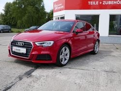 Rot Gebraucht 2019 Audi A3 S-Line Limousine | 16.990 € (Superpreis)