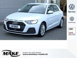 Gletscherweiß metallic Gebraucht 2022 Audi A1 Sportback Basis Kleinwagen | 21.450 € (Fairer Preis)
