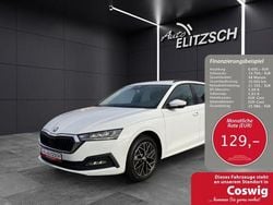 Moonweiss metallic met. Gebraucht 2024 Skoda Octavia Ambition Kombi | 27.890 € (Superpreis)