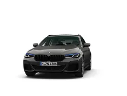 Grau Gebraucht 2022 BMW 530 M Sport Kombi | 44.707 € (Etwas zu teuer)