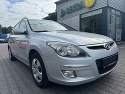 Gebraucht 2010 Hyundai i30 Kombi | 1.450 € (Teuer)