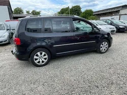 Schwarz Gebraucht 2010 VW Touran Highline Van / Kleinbus | 4.700 € (Superpreis)
