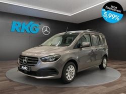 Grau Gebraucht 2024 Mercedes T180 Progressive Van / Kleinbus | 29.490 € (Fairer Preis)