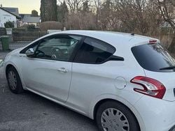 Gebraucht 2013 Peugeot 208 Style Kleinwagen | 3.800 € (Fairer Preis)