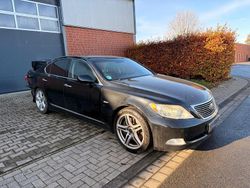 Schwarz Gebraucht 2007 Lexus LS460 Limousine | 4.500 €