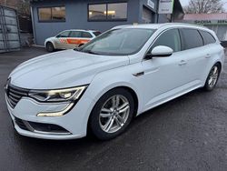 Weiß Gebraucht 2017 Renault Talisman GrandTour Intens Kombi | 10.500 € (Guter Preis)