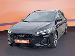 Schwarz Gebraucht 2024 Ford Focus ST-Line X Kombi | 23.660 € (Guter Preis)