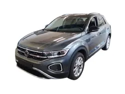 Indiumgraumetallic/schwarz (metallic) Gebraucht 2024 VW T-Roc IQ Drive SUV | 28.990 € (Fairer Preis)