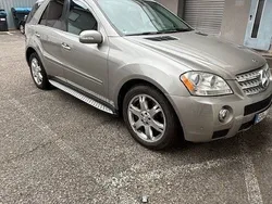 Beige Gebraucht 2008 Mercedes ML500 SUV | 15.800 € (Teuer)