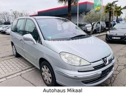 Gris aluminium Gebraucht 2010 Peugeot 807 Tendance Van / Kleinbus | 5.999 € (Etwas zu teuer)